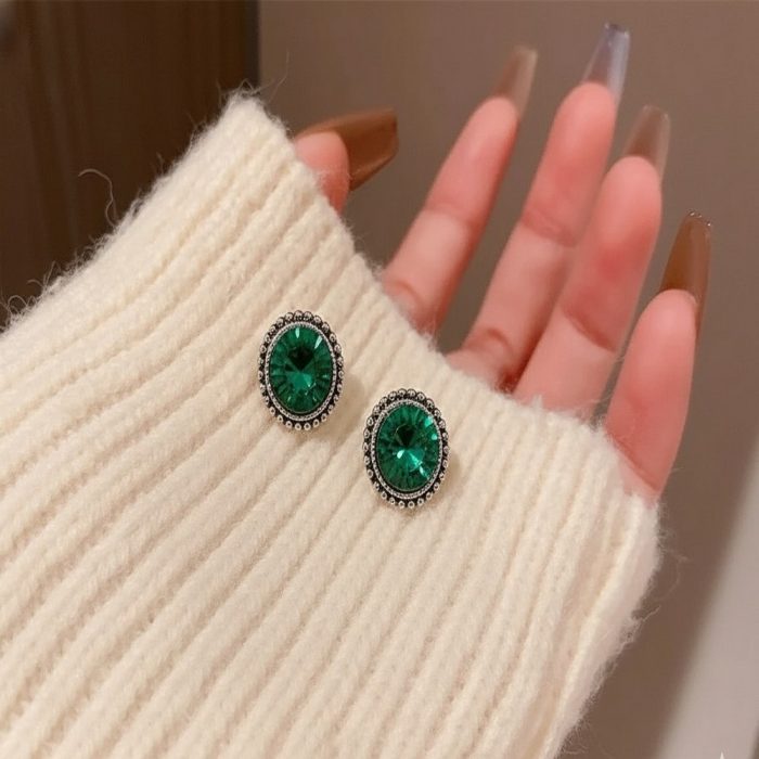 emerald green crystal earrings 2