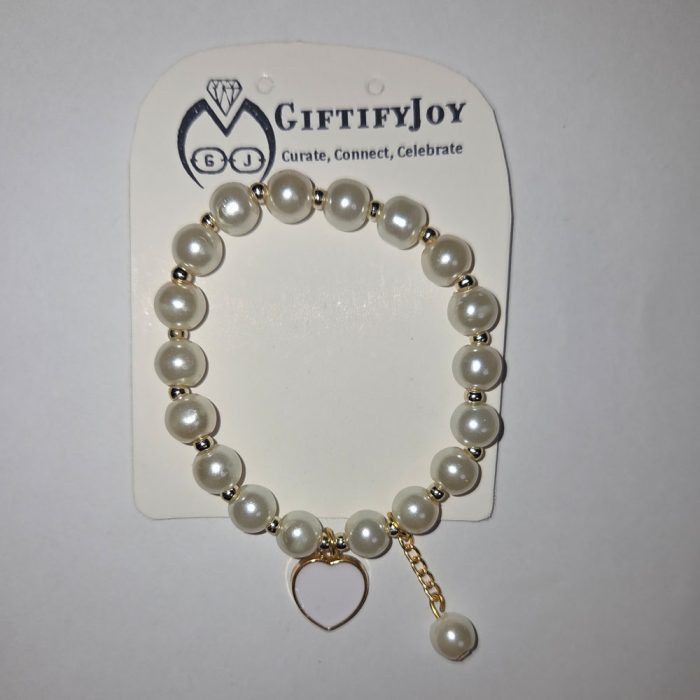 pearlwhitecharmbracelet